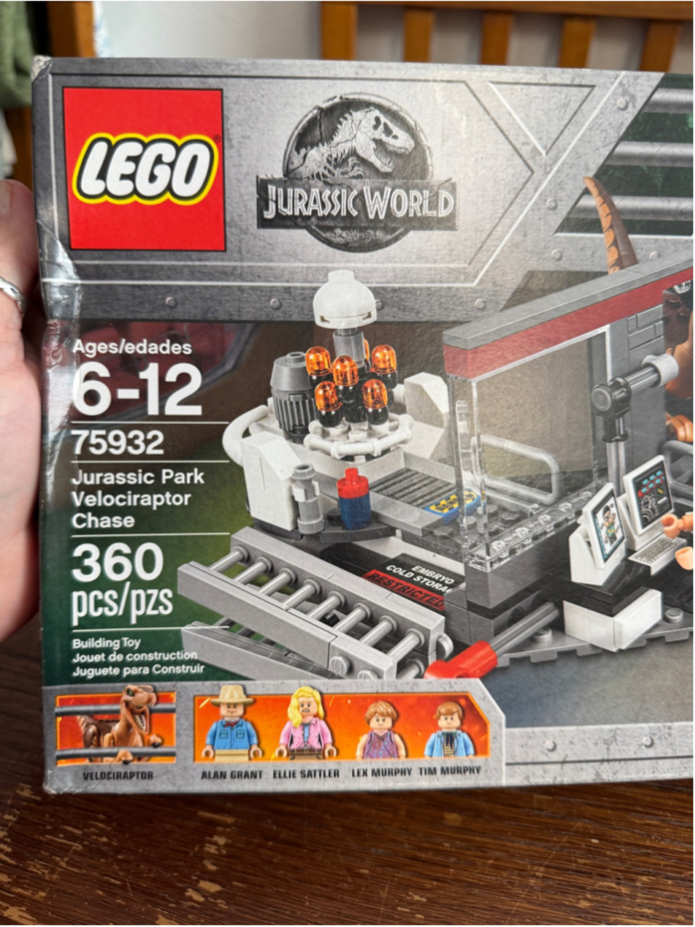 LEGO 75932 Jurassic Park Velociraptor Chase NEW Sealed Retired Alan Grant Raptor - Picture 2 of 3